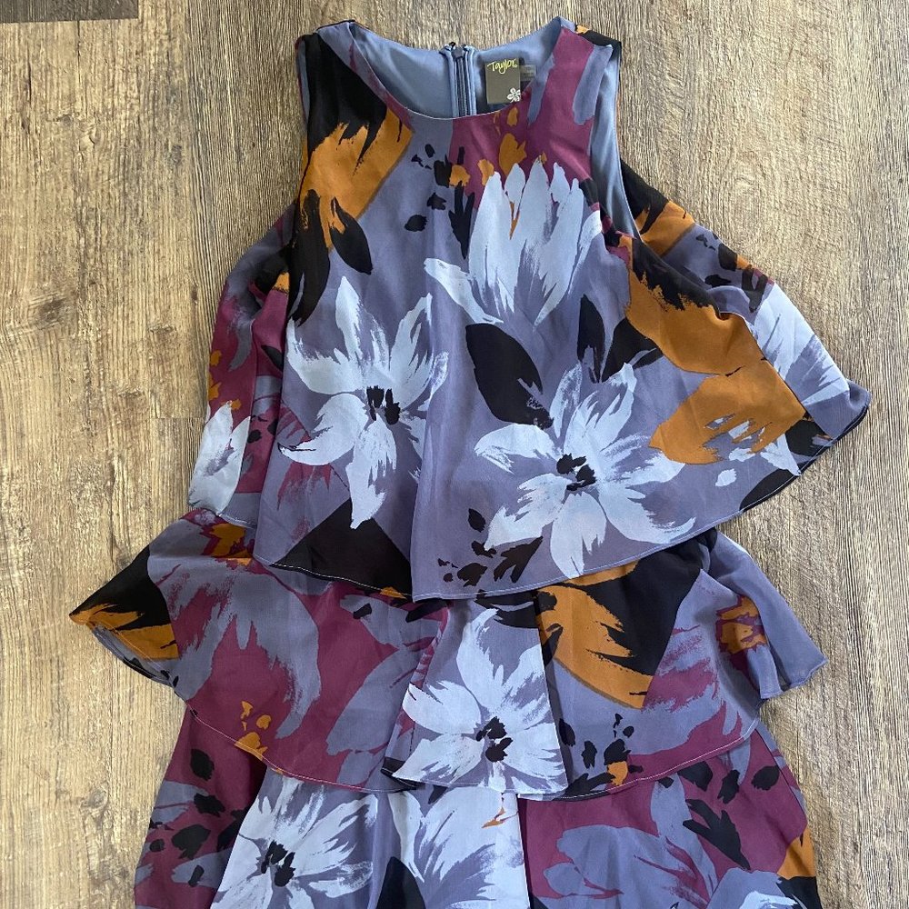 Just...Taylor floral dress size large